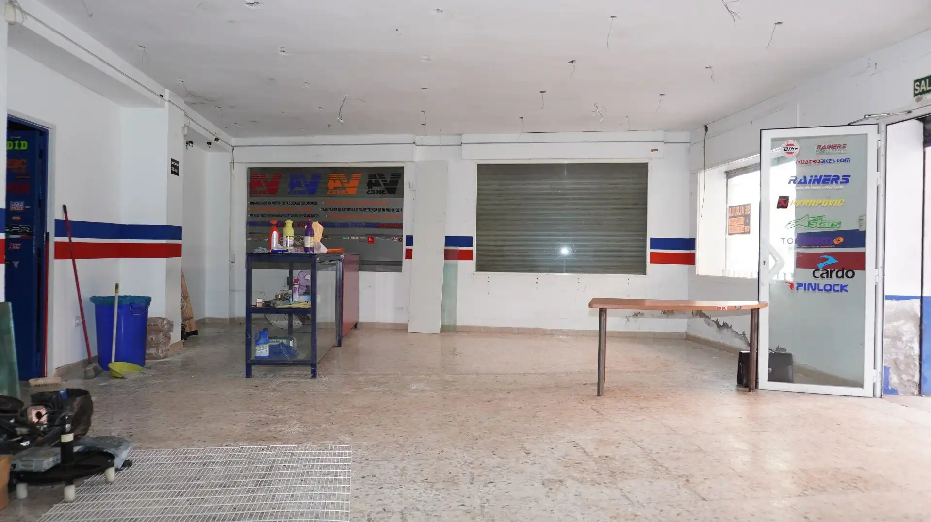 Local comercial de lloguer a de Capuchinos, imagen 3