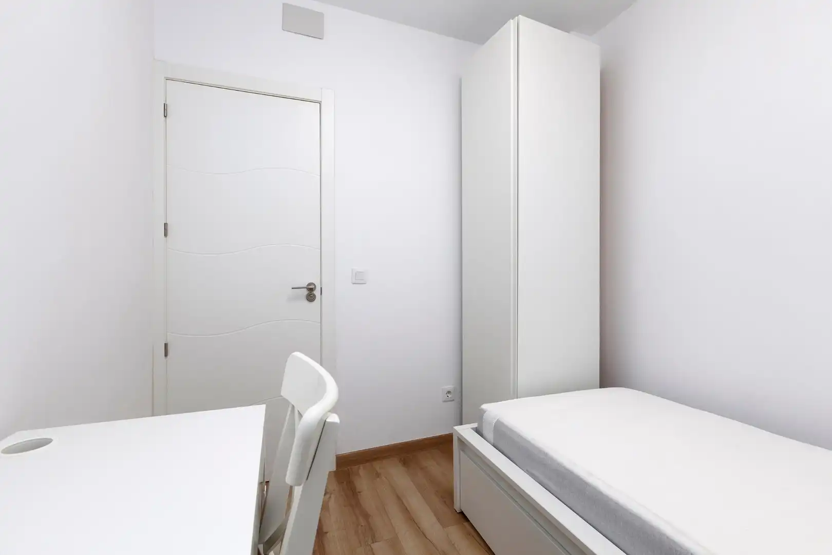 Schlafzimmer von Erdgeschoss zum Verkauf in Alicante / Alacant mit Klimaanlage, Heizung und Möbliert