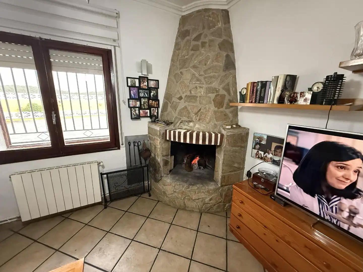 Sala de estar de Casa o chalet en venta en La Bisbal del Penedès con Jardín privado y Piscina