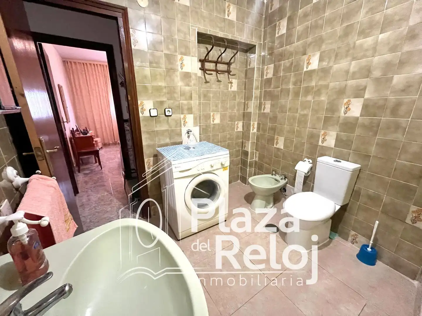 Bathroom of Country homes for sale in La Pueblanueva  with Furnished
