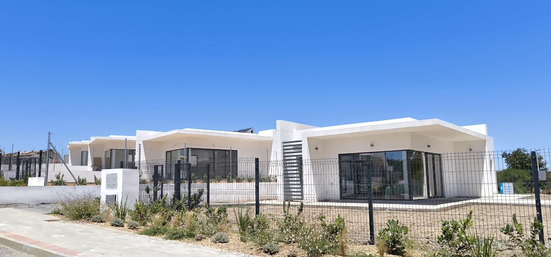 Vista exterior de Casa o xalet en venda en Ayamonte amb Calefacció, Jardí privat i Terrassa