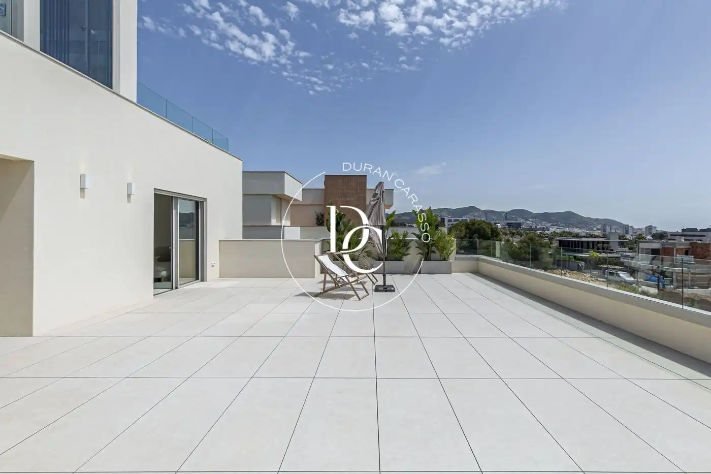 Casa con piscina en venta en Carrer Margarida Xirgu, imagen 68