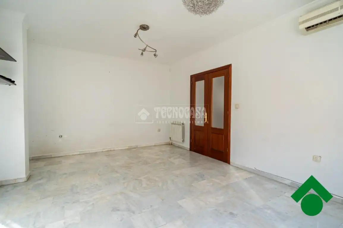 Casa adosada en venta en Maracena con Aire acondicionado, Calefacción y Terraza