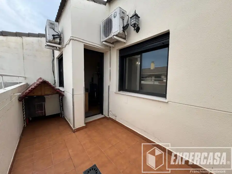 Vista exterior de Ático en venta en Beniparrell con Aire acondicionado, Parquet y Terraza