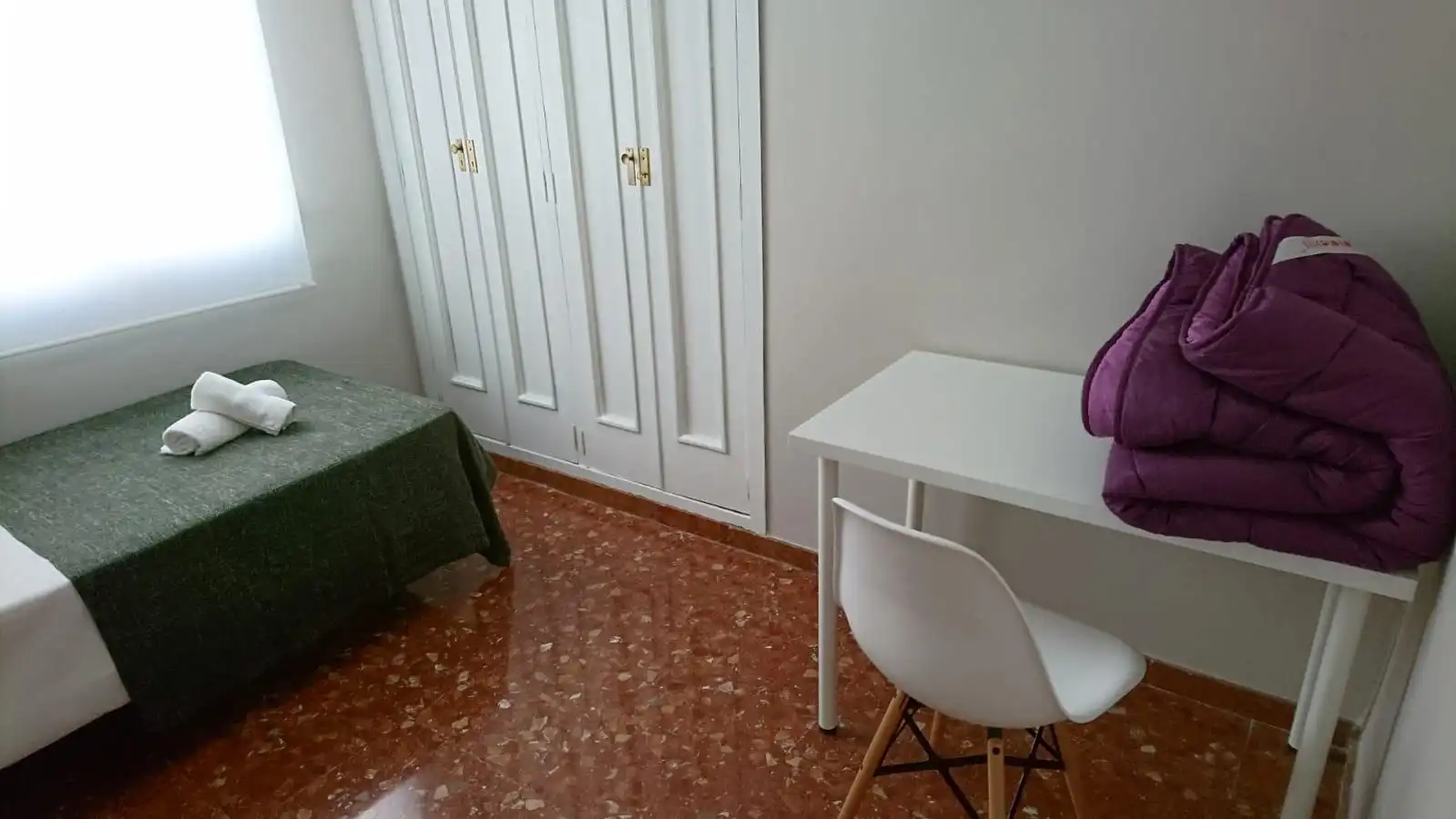 Habitación de Piso de alquiler en Córdoba con Aire acondicionado y Calefacción