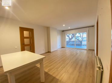 Flat with pool for sale in Canafort - El Puntó