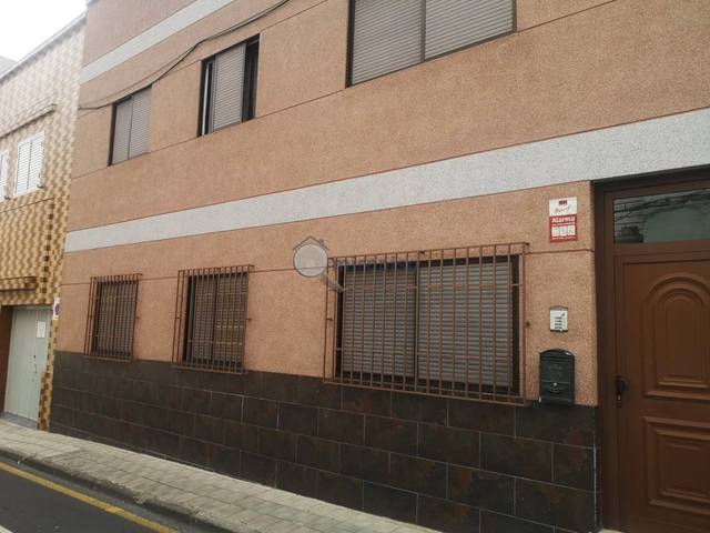 Piso en Alquiler en Virgen de La Paz en La Cuesta -Finca España