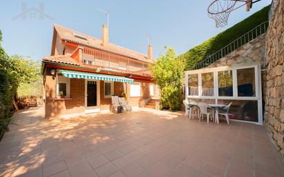 Jardí de Casa o xalet en venda en Collado Mediano amb Aire condicionat i Terrassa