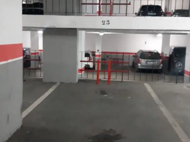 Parcheggio in affitto a Calle Nosquera 17, imagen 2
