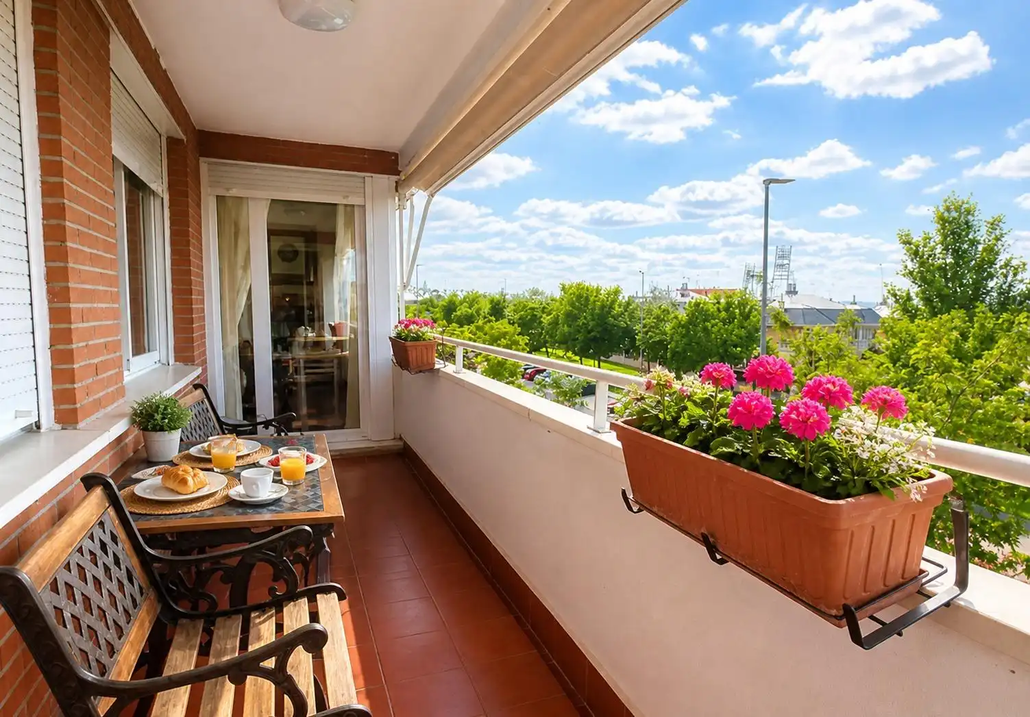 Terraza de Piso en venta en Las Rozas de Madrid con Calefacción, Terraza y Piscina comunitaria