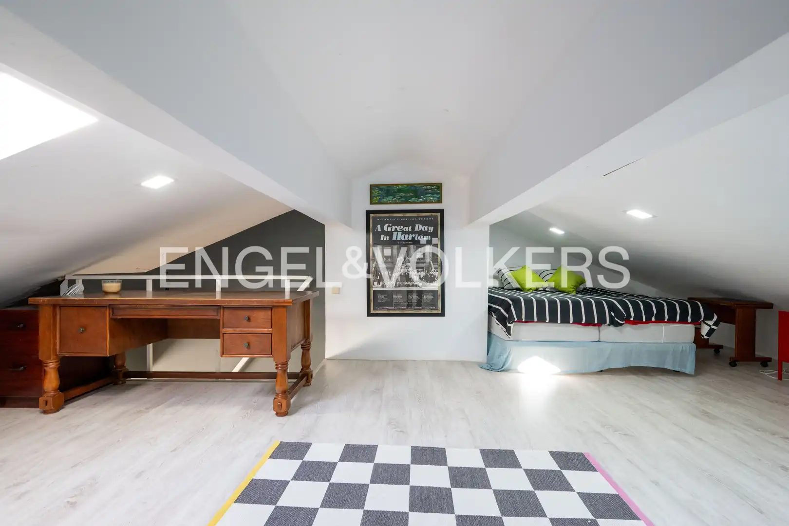 Duplexes for sale in Jauregi Kalea, Antiguo