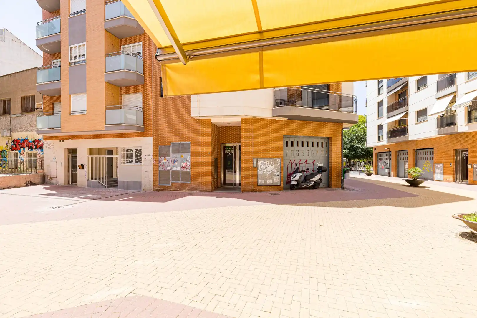 Außenansicht von Wohnung zum Verkauf in Murcia mit Klimaanlage