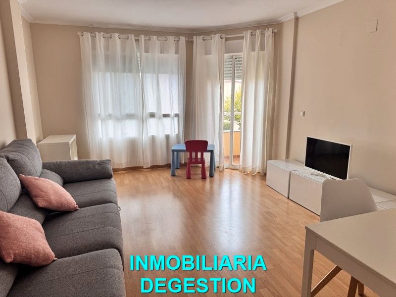 Living room of Flat for sale in Linares  with Air Conditioner, Heating and Parquet flooring