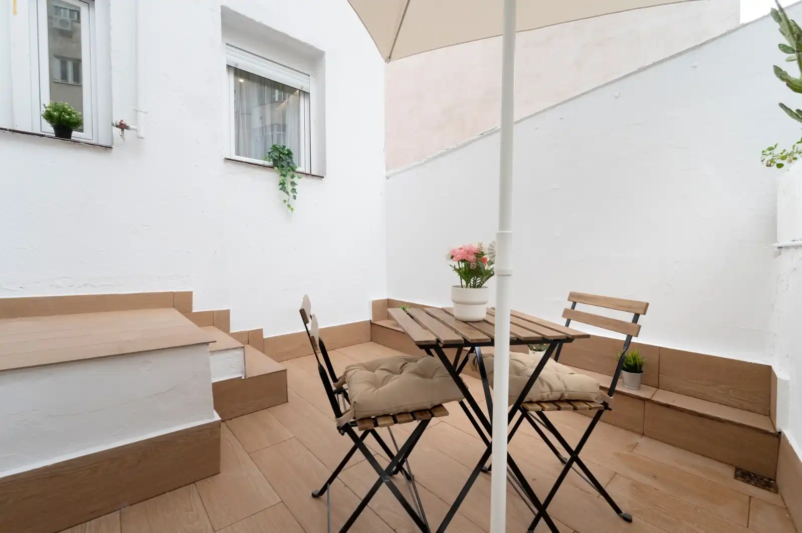 Terrasse von Wohnung zur Miete in Madrid mit Klimaanlage, Heizung und Parkett