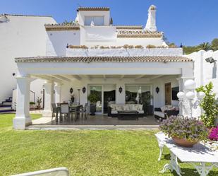 Jardí de Finca rústica en venda en Marbella amb Calefacció i Piscina comunitària