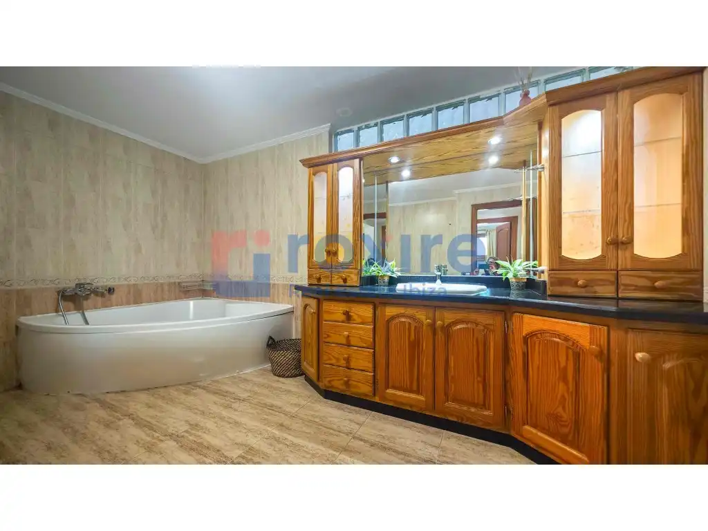 Bathroom of Houses for rent in Sant Antoni de Portmany  with Air Conditioner, Private garden and Terrace