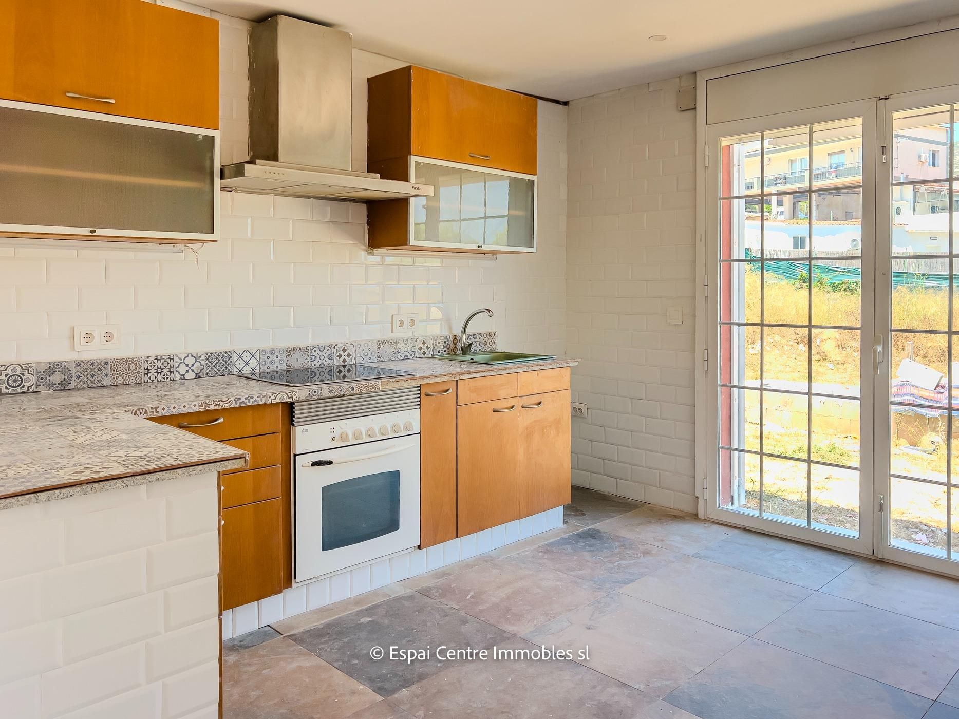 Kitchen of House or chalet for sale in Canyelles  with Swimming Pool and Jacuzzi