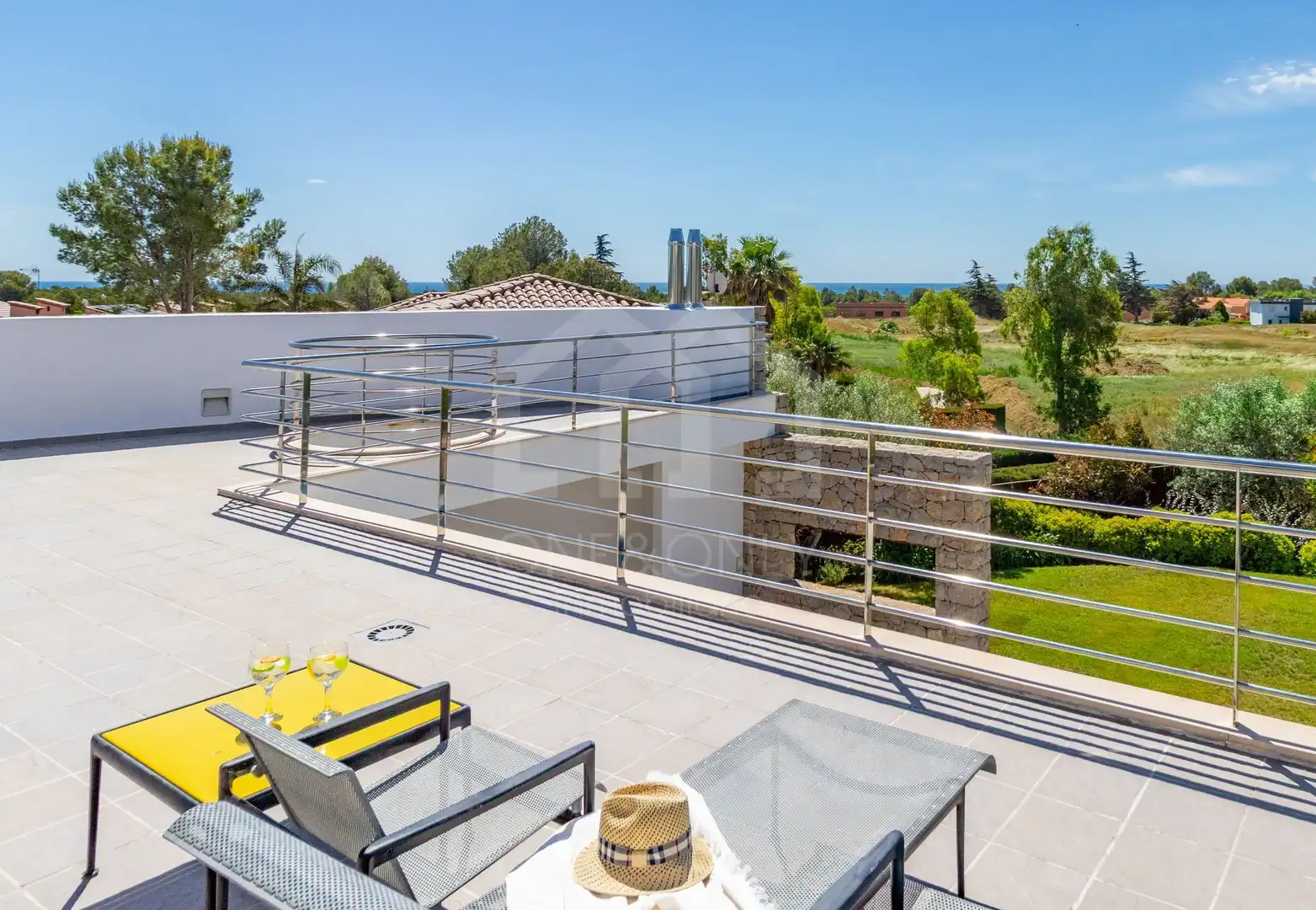 Terraza de Casa o chalet en venta en Mont-roig del Camp con Aire acondicionado, Calefacción y Jardín privado