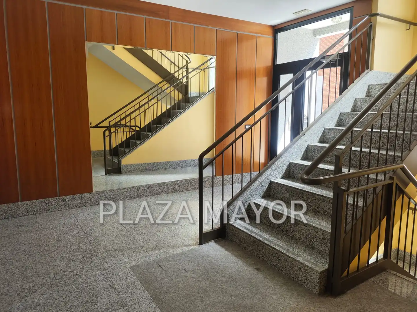 Ático en venta en Moriscos con Calefacción, Terraza y Amueblado