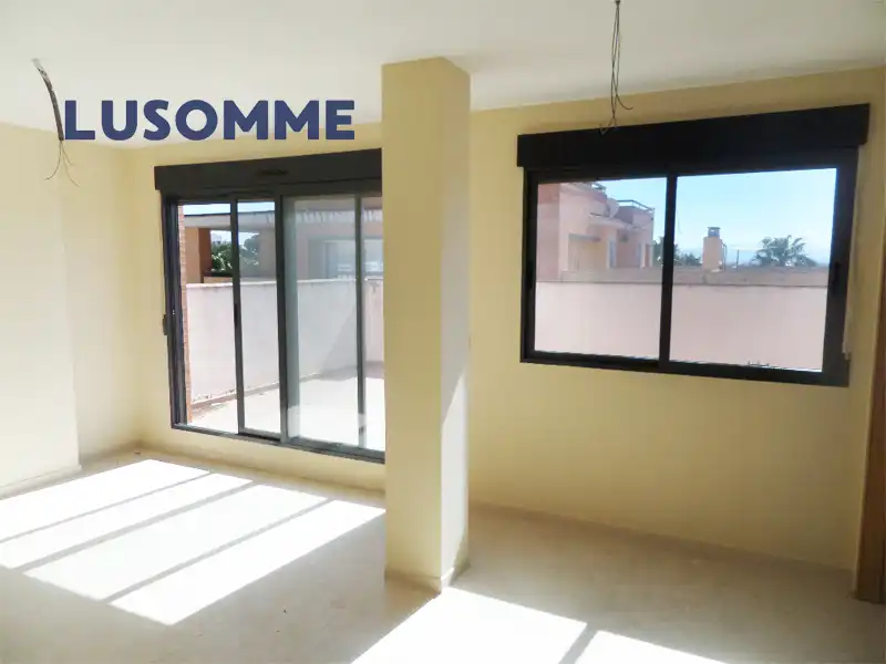Habitación de Ático en venta en Carlet con Terraza y Horno