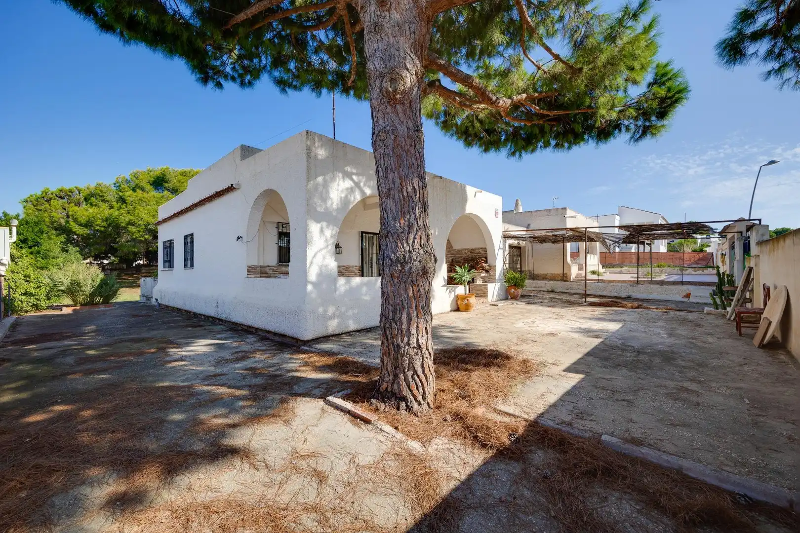 Casa pareada con jardín en venta en Orihuela Costa