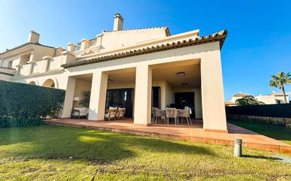 Single-family semi-detached to rent in Sotogrande Alto