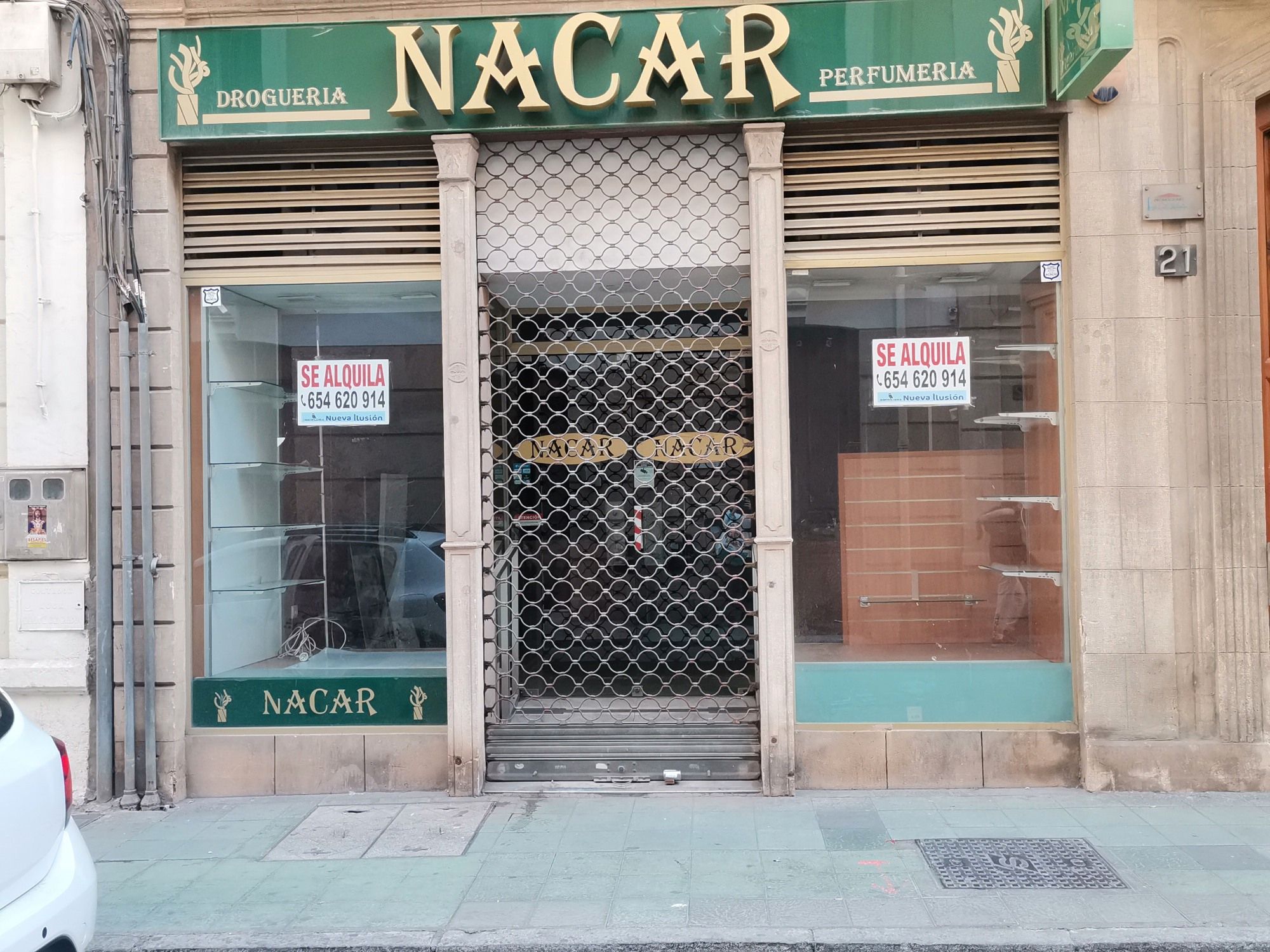 Local de lloguer en Adra amb Aire condicionat, Moblat i Alarma