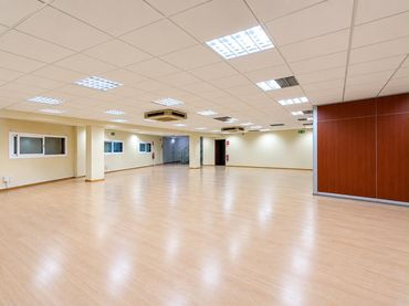 Local comercial en alquiler en Carrer INDUSTRIA