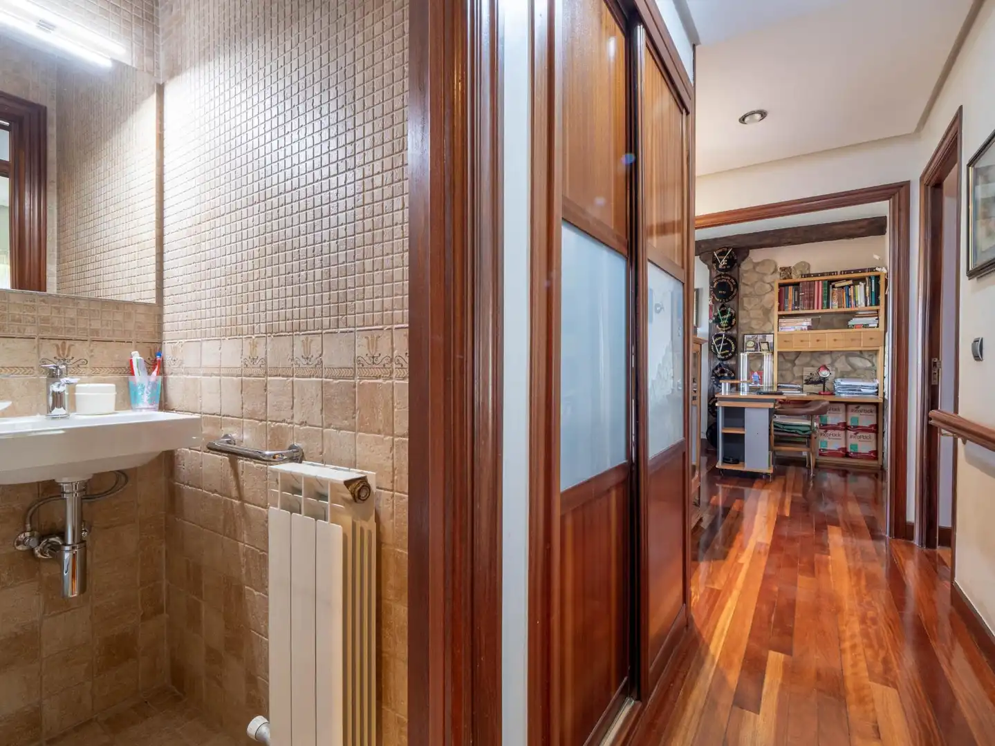 Piso en venta en Donostia - San Sebastián  con Calefacción, Terraza y Trastero