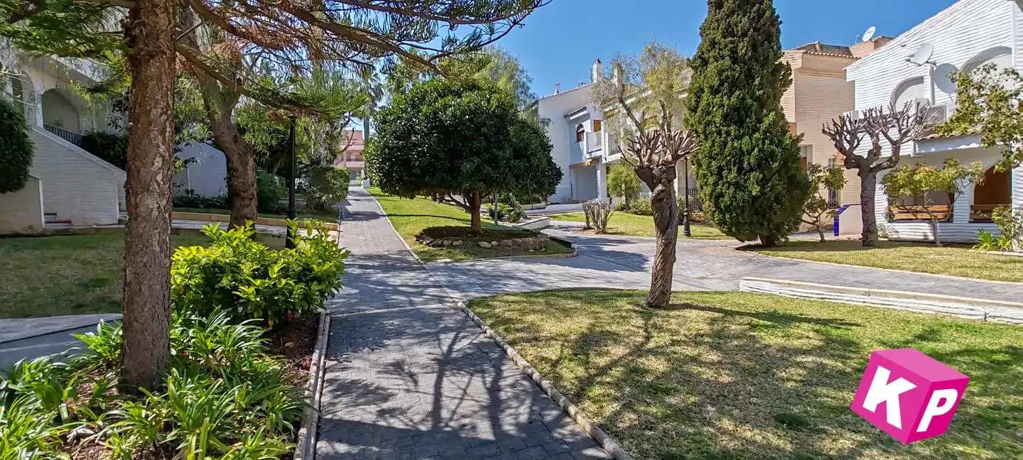Bungalow con piscina en venta en Del Carabasí, imagen 26