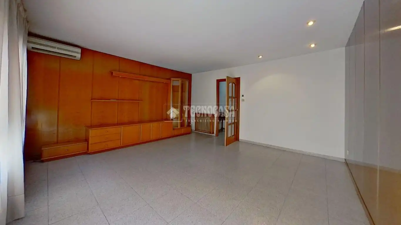 Casa adosada de alquiler en Manresa con Aire acondicionado, Calefacción y Terraza