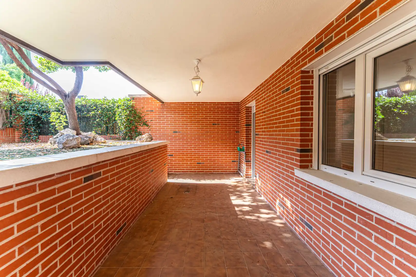Terraza de Casa adosada en venta en Las Rozas de Madrid con Calefacción, Jardín privado y Parquet