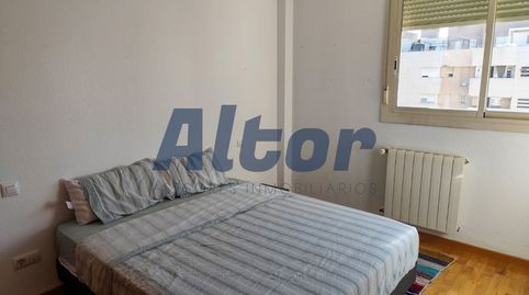 Foto 5 de Piso de alquiler en Valcarlos, Las Tablas, Madrid Capital