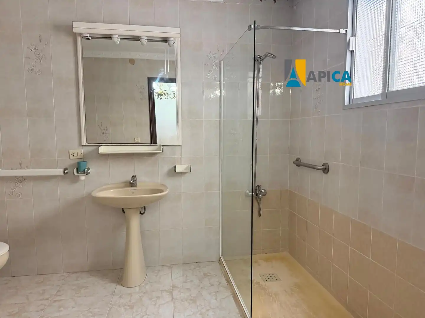 Bathroom of Detached homes for sale in Chiclana de la Frontera  with Storage room