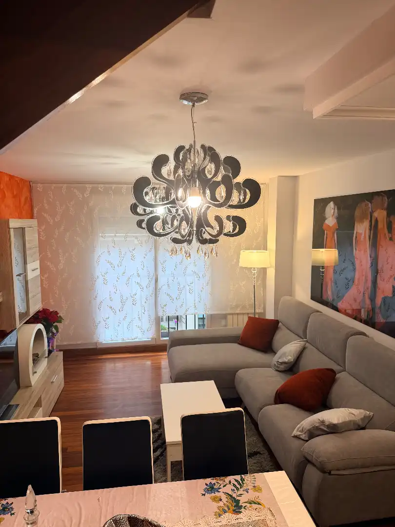 Sala de estar de Dúplex en venta en Torrelavega  con Calefacción, Parquet y Trastero