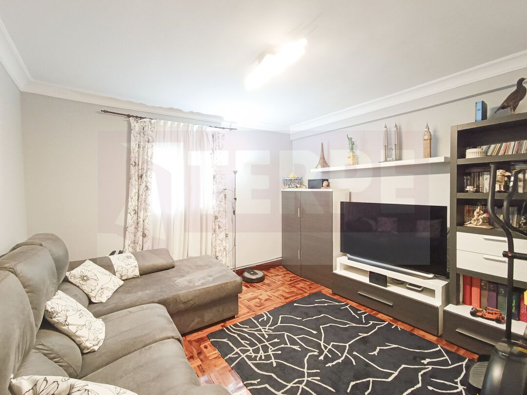 Living room of Flat for sale in Errenteria  with Heating and Balcony