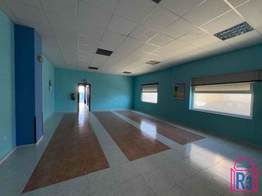 Local comercial en venda a Constitución