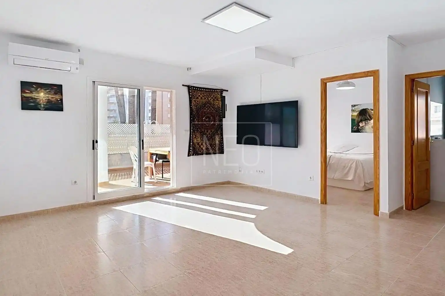 Wohnzimmer von Wohnung zum Verkauf in Piles mit Klimaanlage, Heizung und Terrasse