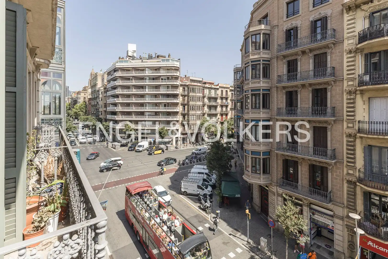 Vista exterior de Pis en venda en Eixample