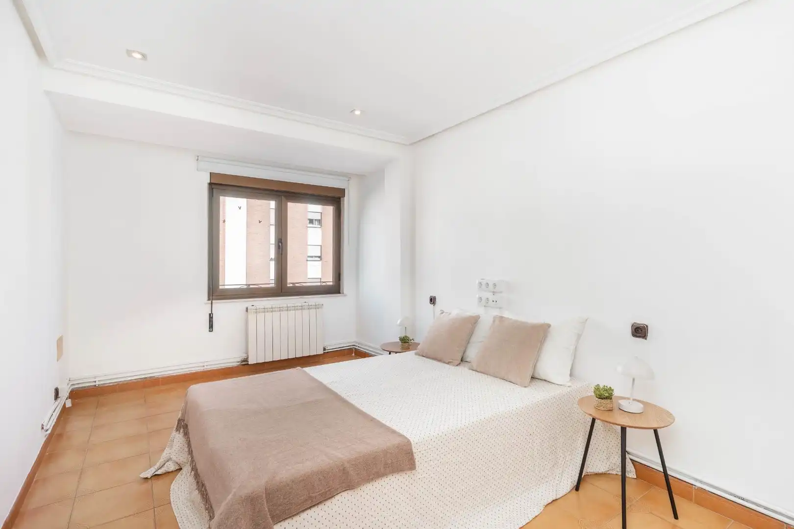 Habitación de Piso en venta en Avilés con Calefacción