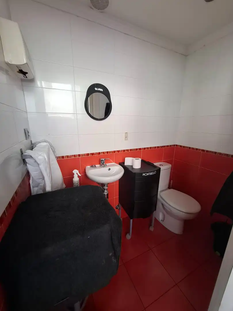 Bany de Local en venda en Bárcena de Cicero