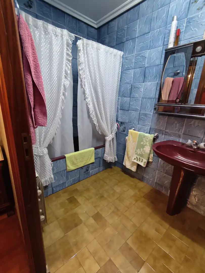 Bathroom of Flat for sale in Medina del Campo  with Terrace and Balcony