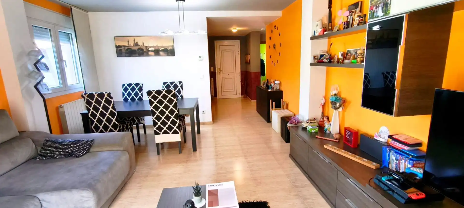 Sala de estar de Casa o chalet en venta en Pinseque con Aire acondicionado, Calefacción y Jardín privado