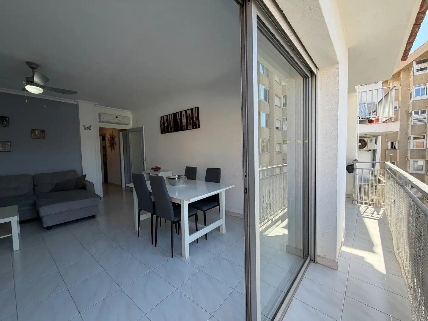 Terraza de Apartamento en venta en Roses con Aire acondicionado, Terraza y Amueblado