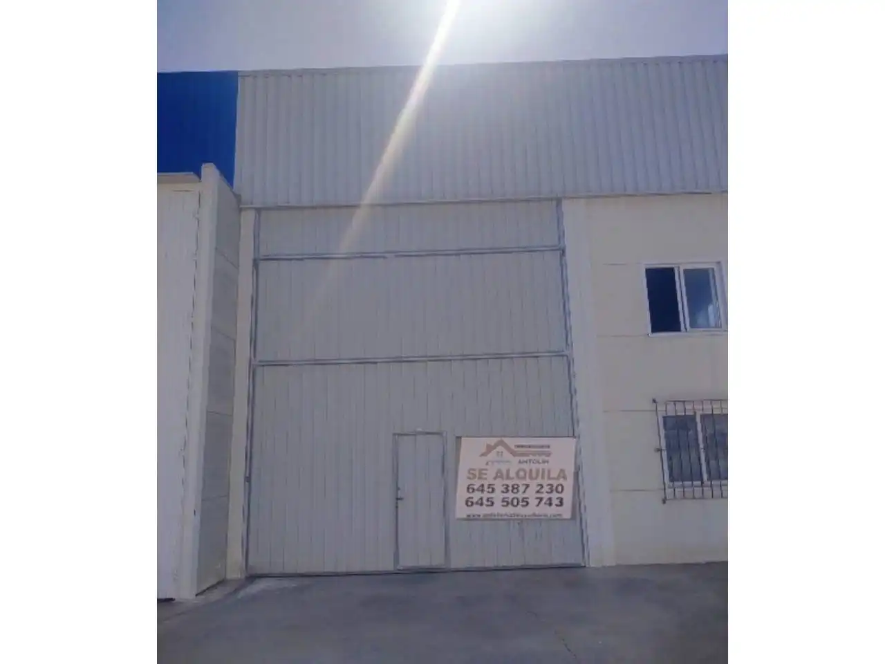 Fabrikhallen zur Miete in Calle La Rioja, Manzanares