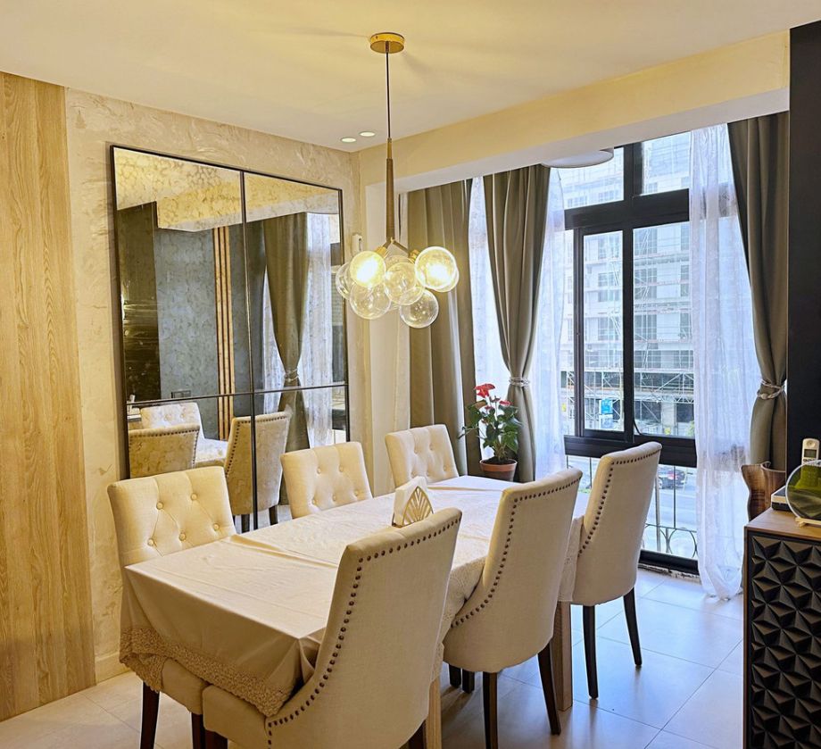 Menjador de Pis en venda en Marbella amb Moblat, Forn i Rentadora