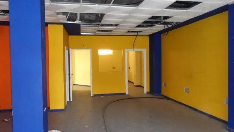 Oficina en venda en Linares