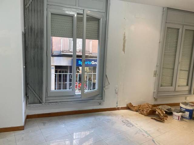 Local comercial en Alquiler en Carrer de la Unió, 35 en Barri del Centre