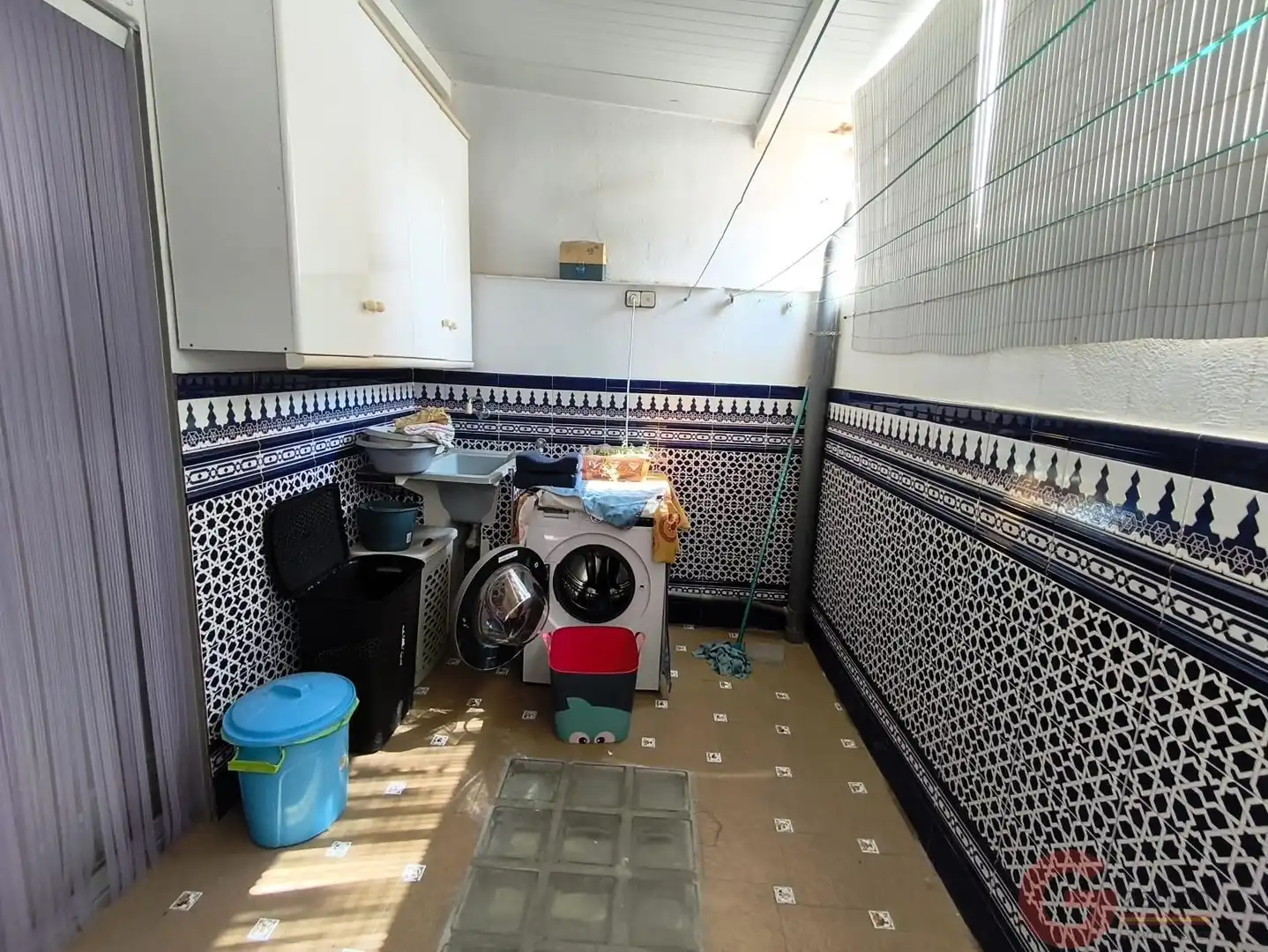 Cuina de Casa o xalet en venda en Motril amb Terrassa, Traster i Balcó
