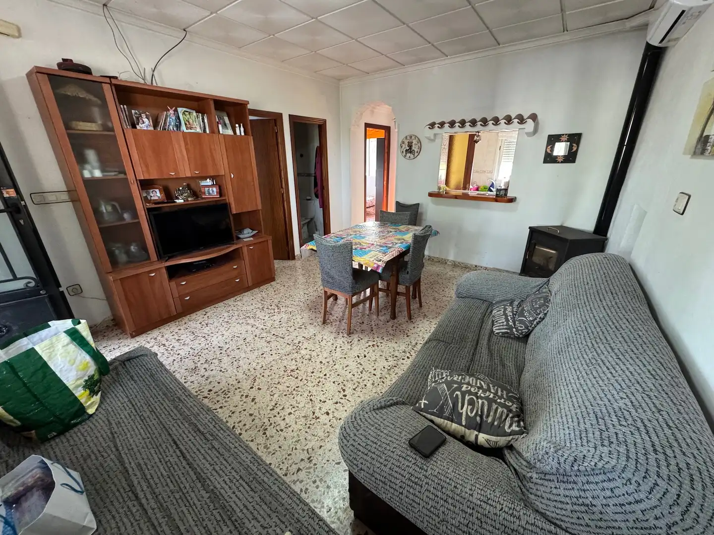 Sala d'estar de Casa o xalet en venda en Villena amb Aire condicionat, Jardí privat i Terrassa